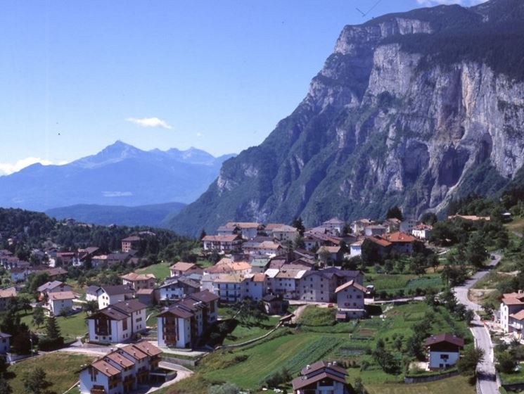 panoramica del paese di Fai della Paganella