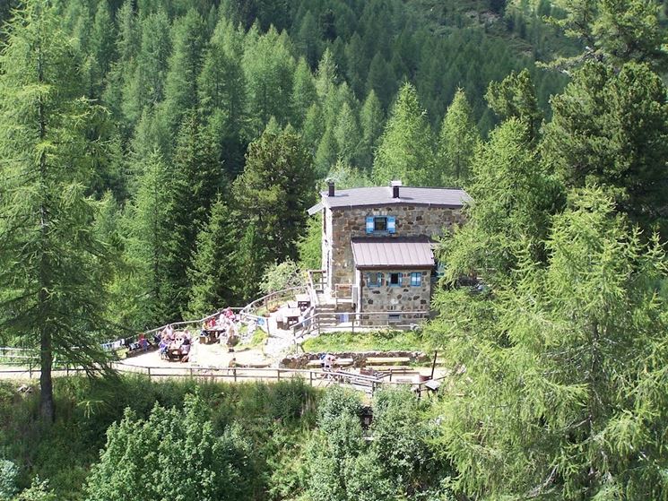 ultracentenario Rifugio Taramelli in Trentino