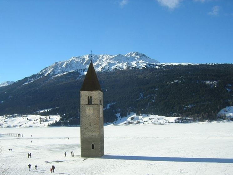 Lago di Resia in inverno