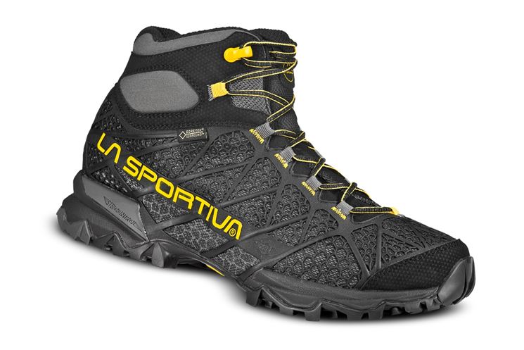 scarponi trekking la sportiva offerte