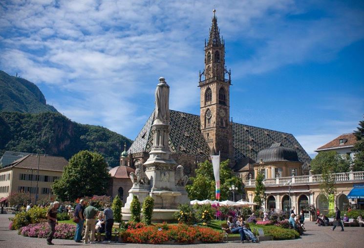 Una delle pi caratteristiche piazze di Bolzano