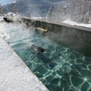 La vasca naturale di sassi delle terme di Bormio