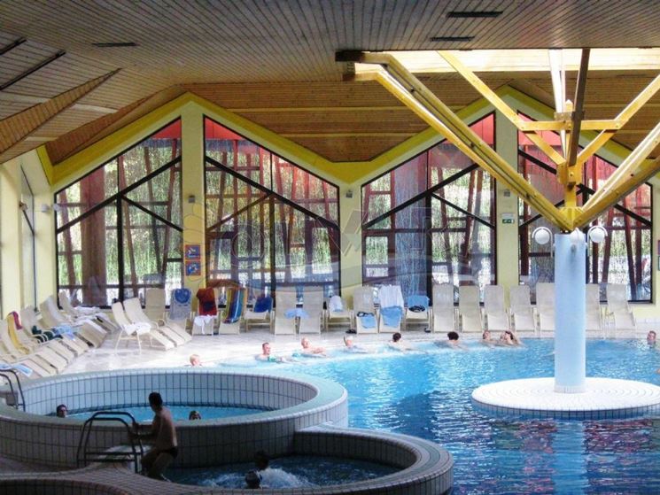 Piscine al coperto alle Terme Olimia